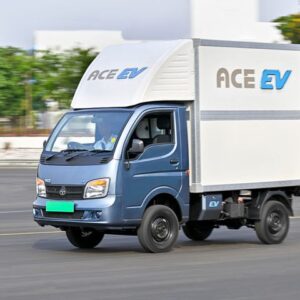 Commercial electric vehicle savings using EV finance in India